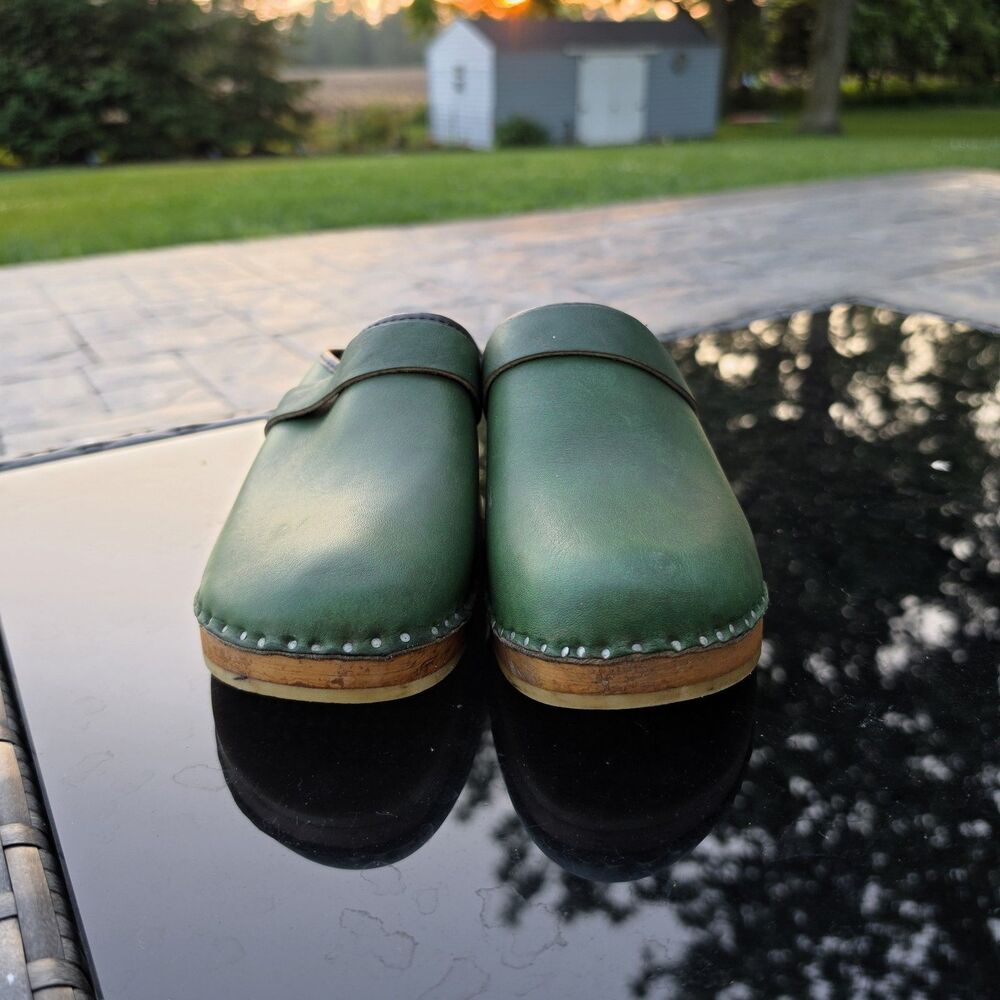 Swedish Bastad Toffeln Originals Green Leather and Wood Clogs Size 40 US 9 - Picture 2 of 10